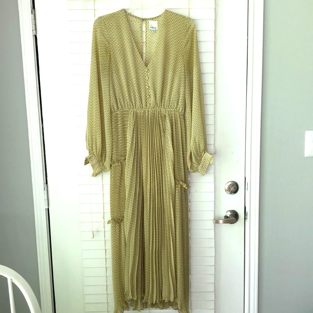 MCP by MINKPINK Maxi Dress SZ XS Green Cream